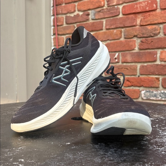 Karhu Shoes - KARHU FUSION Women’s running shoes size 10.5